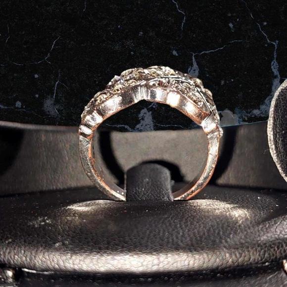 Womens Crystal Filled Hearts Ring, Silver Tone, Size 9, Fair Condition - Picture 2 of 10